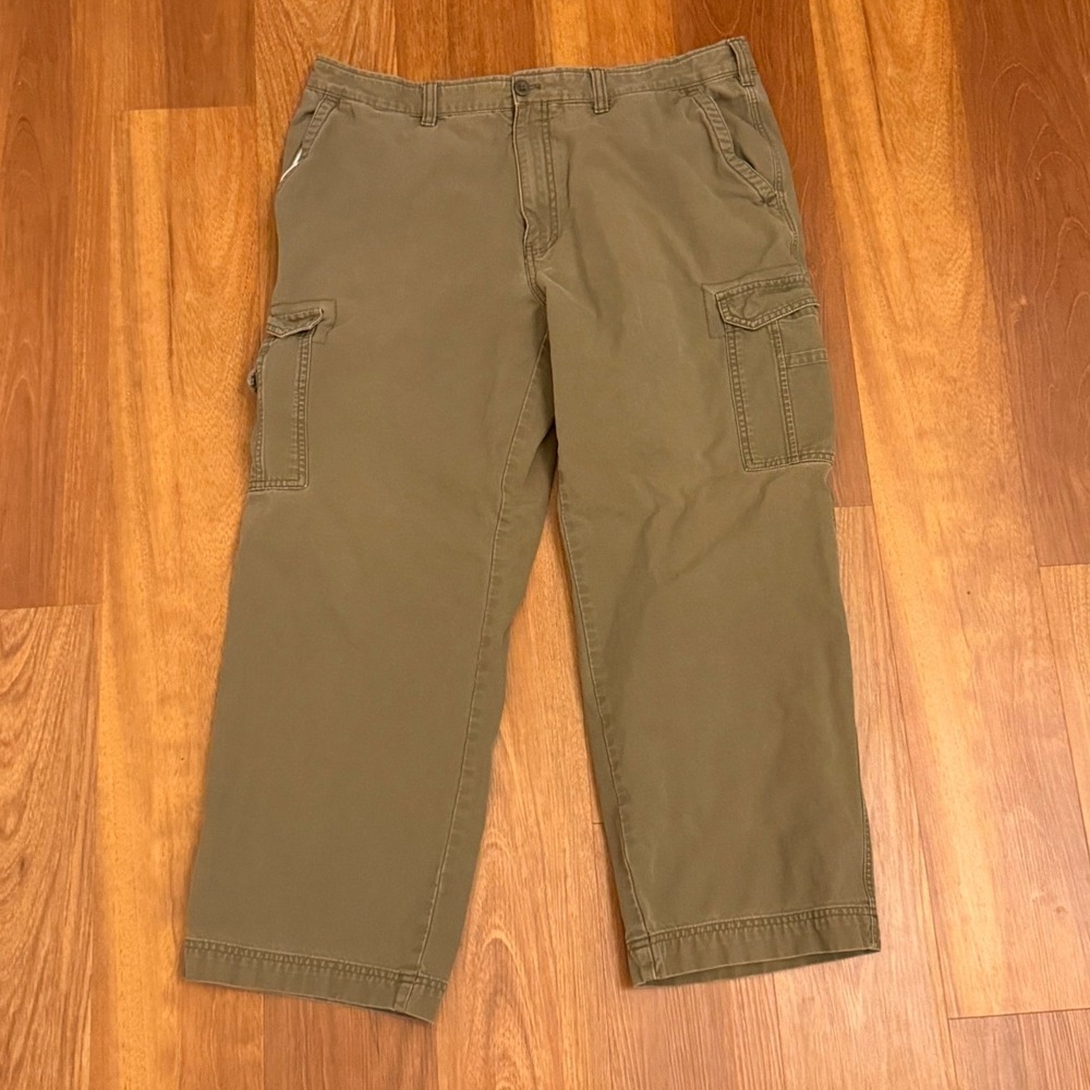 Van Heusen Olive Green 100% Cotton Cargo Pants Men's Size 38x29